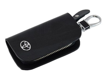 Ключница с логотипом Toyоta кожа черная 123